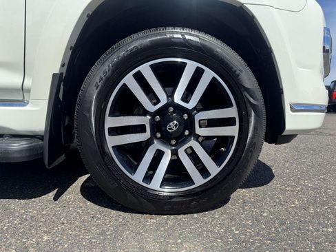 Used 2021 Toyota 4Runner Limited AWD/4WD image 9