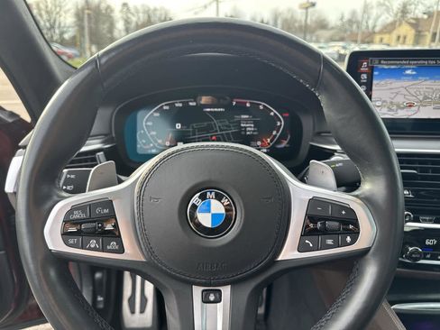 Used 2021 BMW M550i xDrive w/ Executive Package image 20