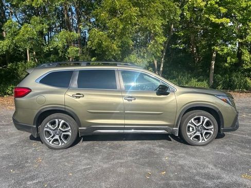 Used 2026 Subaru Ascent Limited AWD/4WD image 11