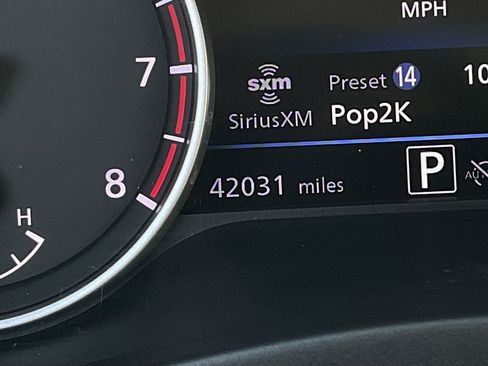 Used 2025 Nissan Sentra SV FWD image 31