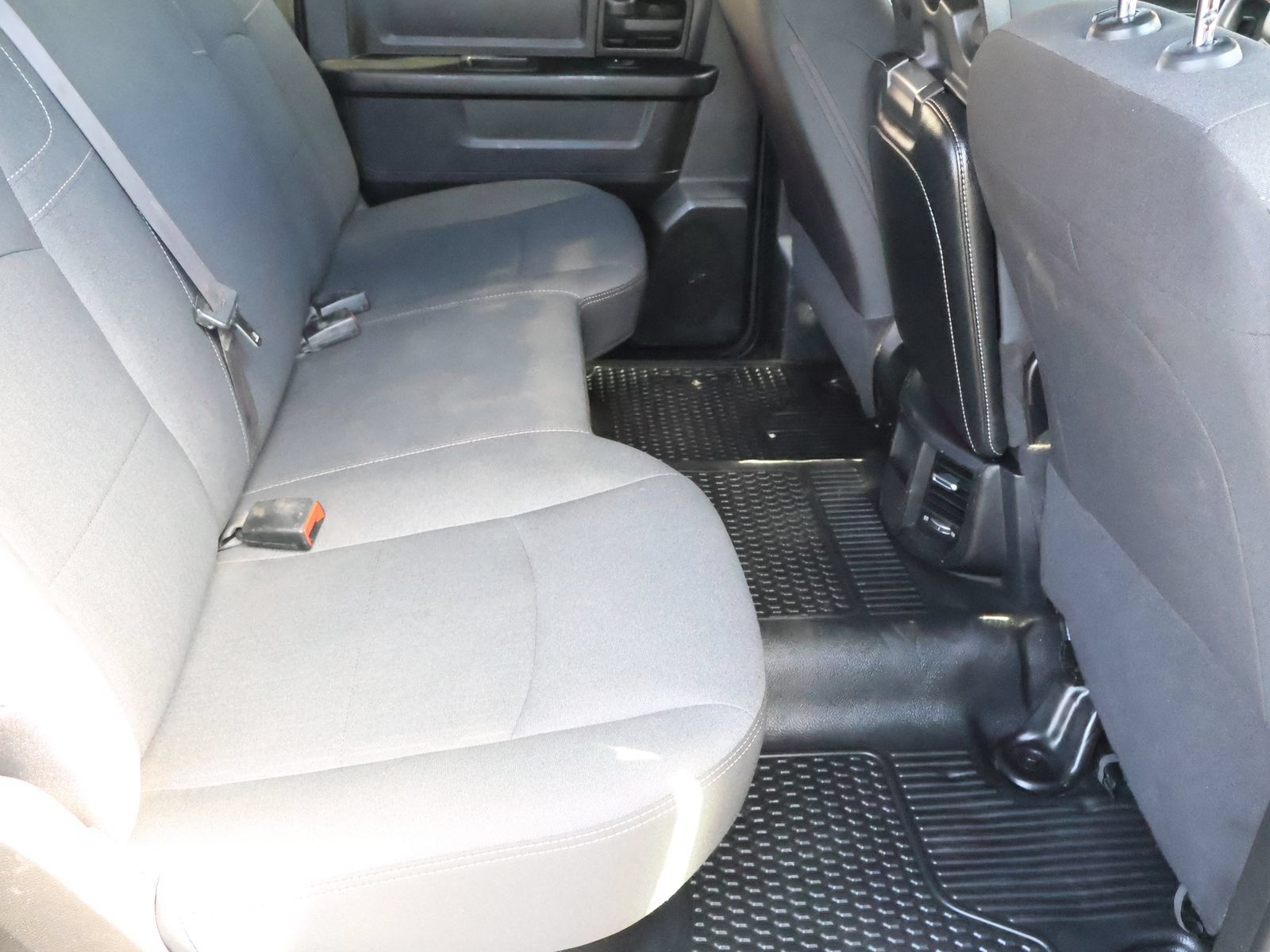 Used 2022 RAM 5500 Tradesman w/ Chrome Appearance Group AWD/4WD image 47