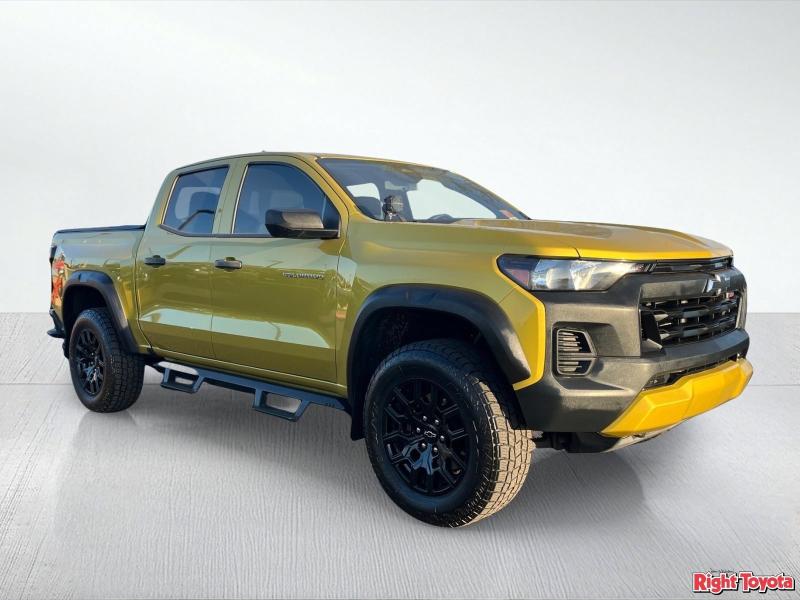 Used 2023 Chevrolet Colorado Trail Boss AWD/4WD image 8