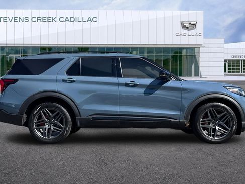 Used 2025 Ford Explorer ST w/ Sun And Sound Package AWD/4WD image 2