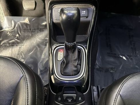 Used 2020 Jeep Compass Limited image 17