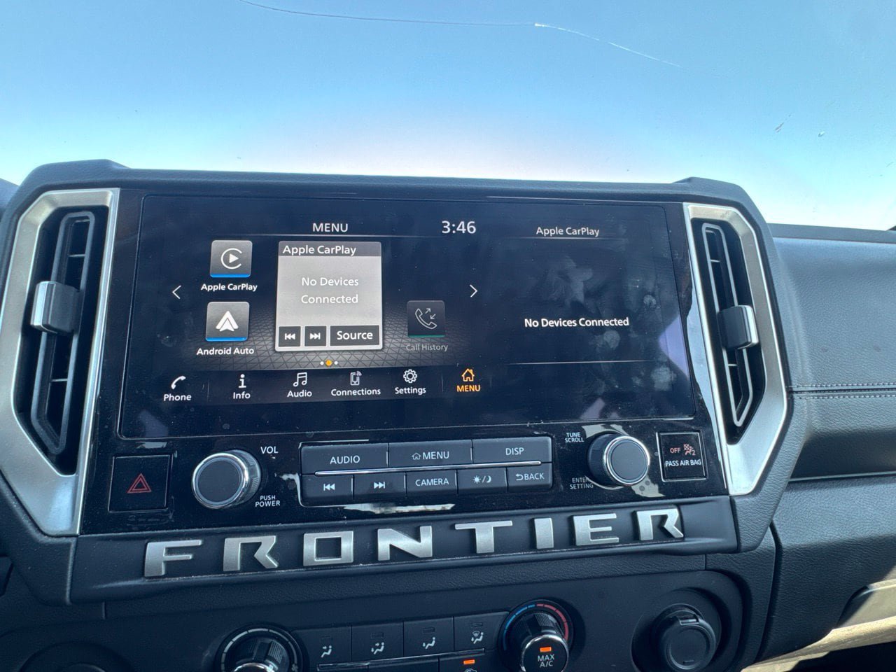 Used 2025 Nissan Frontier SV RWD image 44