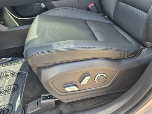 New 2027 Hyundai Santa Fe Limited w/ Tow & Go Package FWD image 24