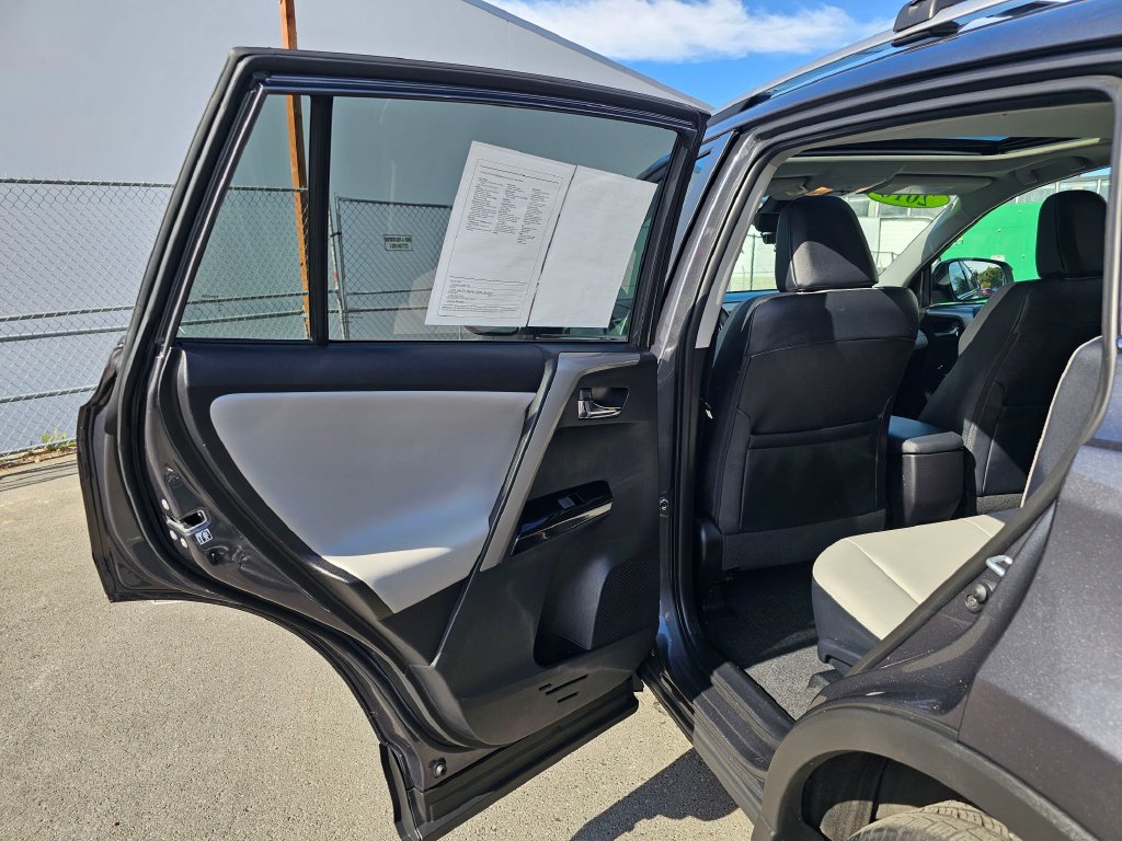 Used 2016 Toyota RAV4 Limited w/ Advanced Technology Package AWD/4WD image 15