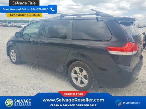Used 2011 Toyota Sienna LE FWD image 3