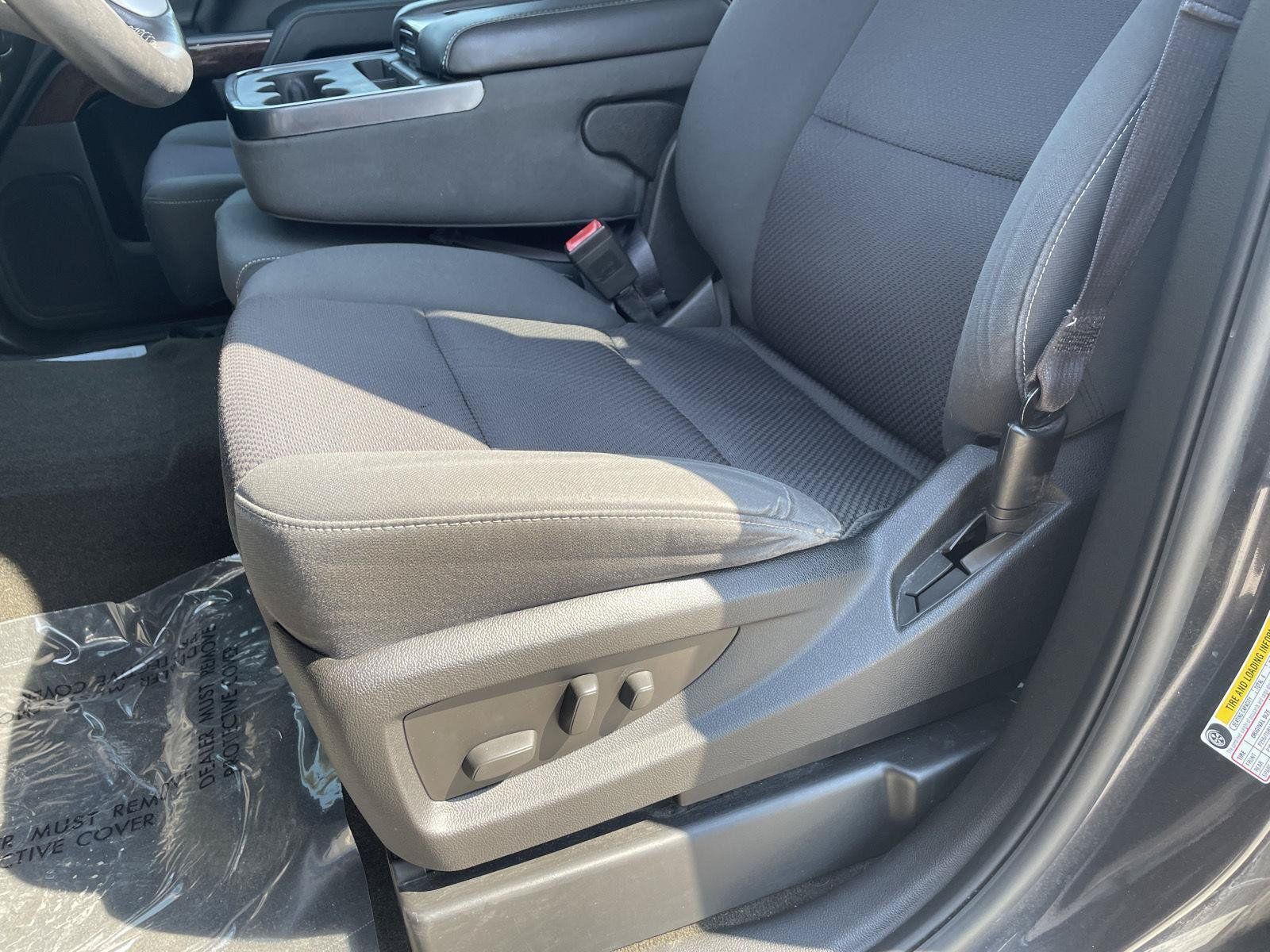 Used 2015 GMC Sierra 1500 SLE w/ SLE Value Package AWD/4WD image 16