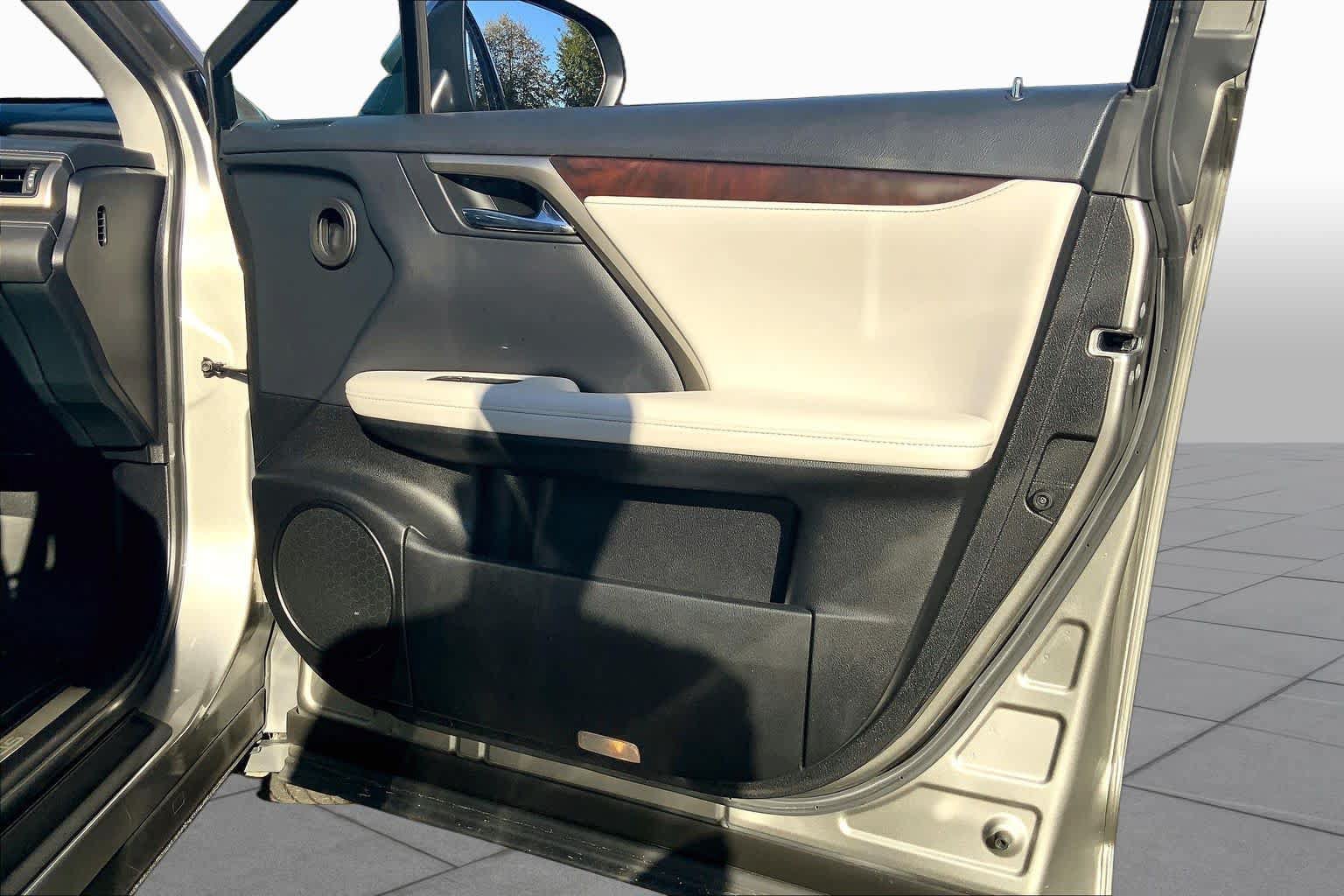Used 2021 Lexus RX 350 AWD w/ Premium Package image 23