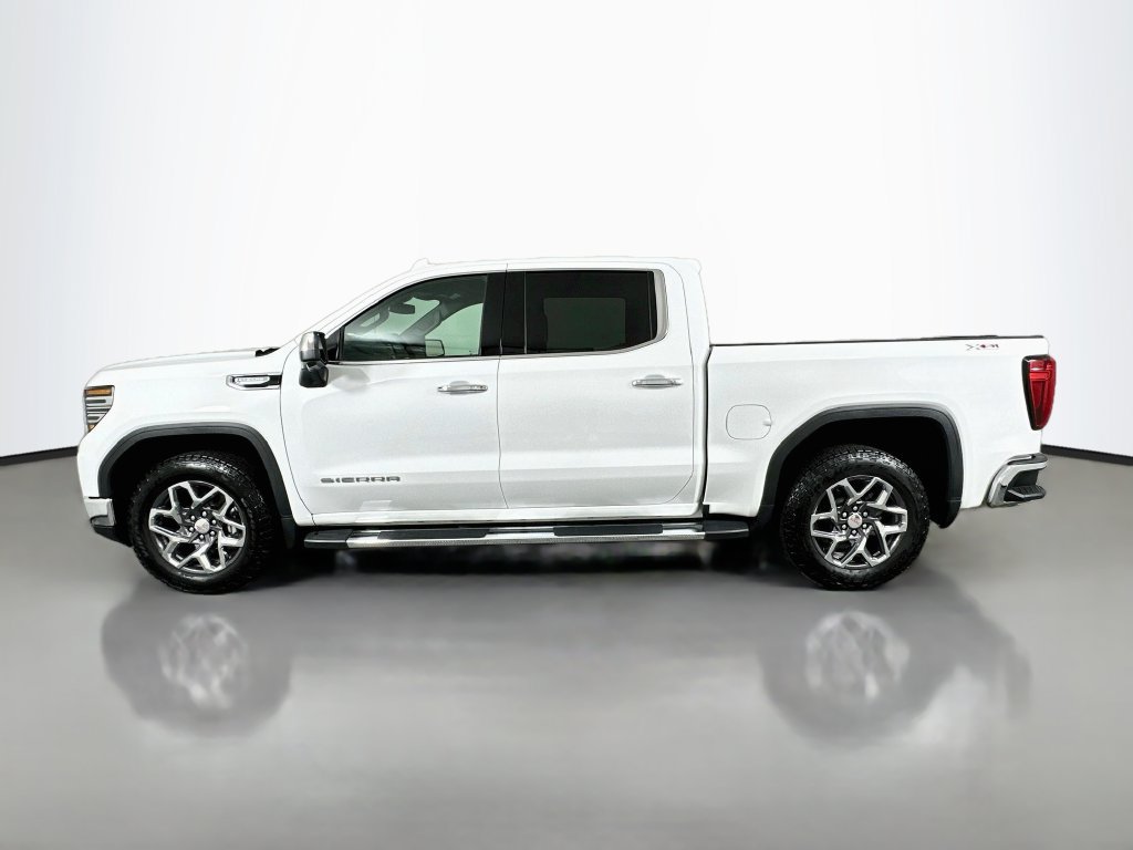 Used 2026 GMC Sierra 1500 SLT AWD/4WD image 8
