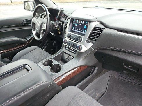 Used 2017 GMC Yukon SLE w/ Convenience Package image 13