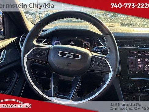 Used 2022 Jeep Grand Cherokee Altitude image 7