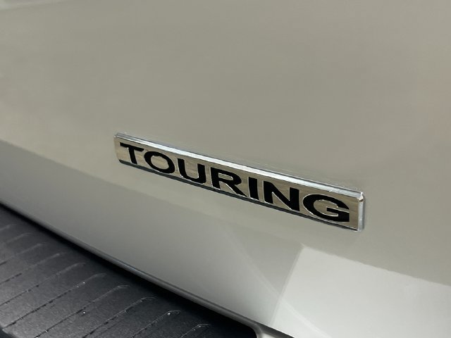 New 2027 Honda Odyssey Touring image 7