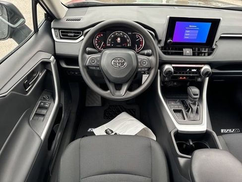 Used 2025 Toyota RAV4 LE image 14