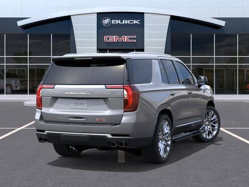New 2026 GMC Yukon Denali w/ Denali Reserve Package AWD/4WD image 4