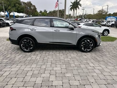 Used 2024 Kia Sportage SX FWD image 14