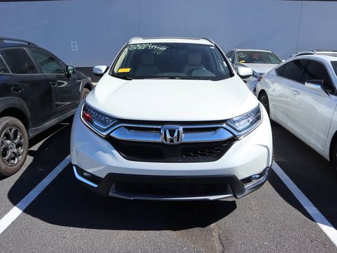 Used 2017 Honda CR-V Touring image 3