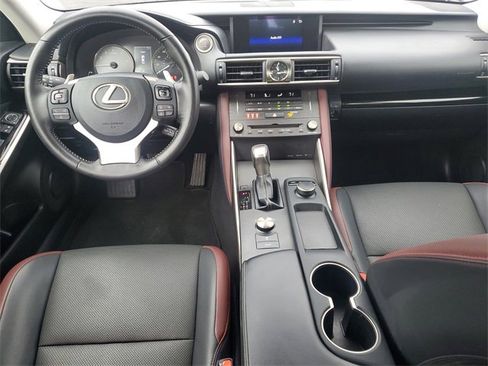Used 2019 Lexus IS 300 image 15