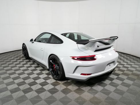 Certified 2018 Porsche 911 GT3 w/ Sport Chrono Package RWD image 3