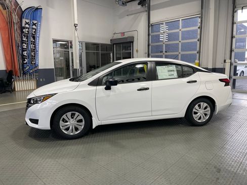 New 2025 Nissan Versa S w/ Trunk Package image 5