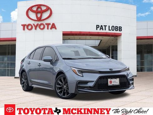Certified 2025 Toyota Corolla SE FWD image 1
