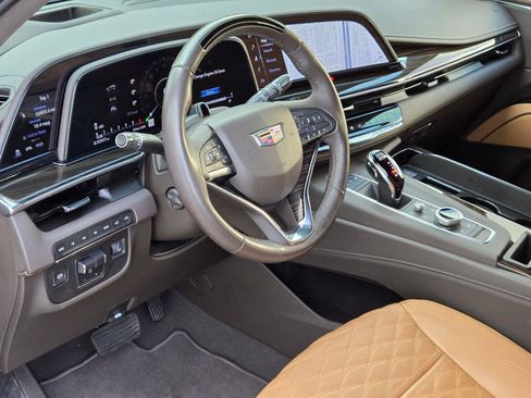 Used 2023 Cadillac Escalade Sport w/ Touring Package AWD/4WD image 9