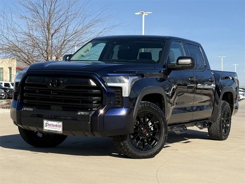 Used 2022 Toyota Tundra SR5 image 2