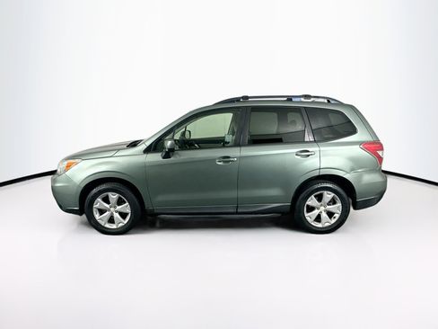 Used 2016 Subaru Forester 2.5i Premium AWD/4WD image 4