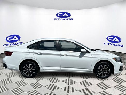 Used 2024 Volkswagen Jetta S FWD image 2