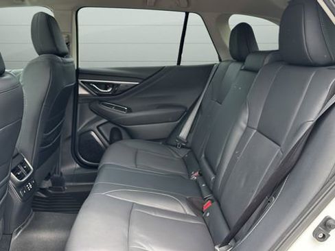 Used 2025 Subaru Outback Limited AWD/4WD image 24