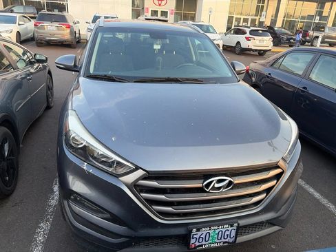Used 2016 Hyundai Tucson Sport AWD/4WD image 9