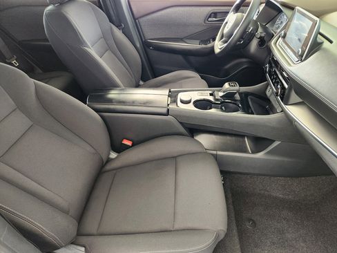Used 2023 Nissan Rogue S AWD/4WD image 14