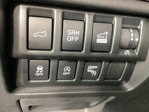 Certified 2023 Subaru Forester Limited image 19