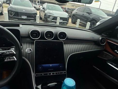Used 2024 Mercedes-Benz C 300 Sedan image 7