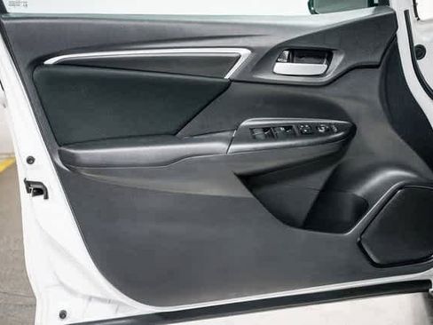 Used 2020 Honda Fit LX image 18