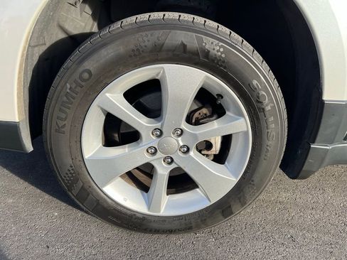 Used 2014 Subaru Outback 2.5i Premium w/ Moonroof Package image 12