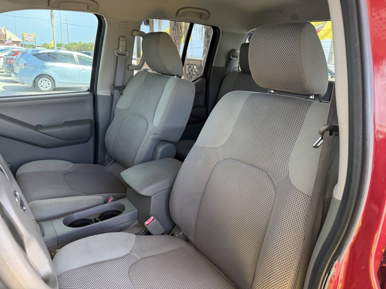Used 2011 Nissan Frontier S RWD image 12