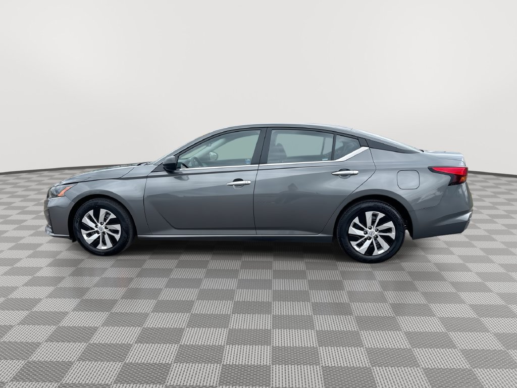 Certified 2025 Nissan Altima 2.5 S FWD image 8