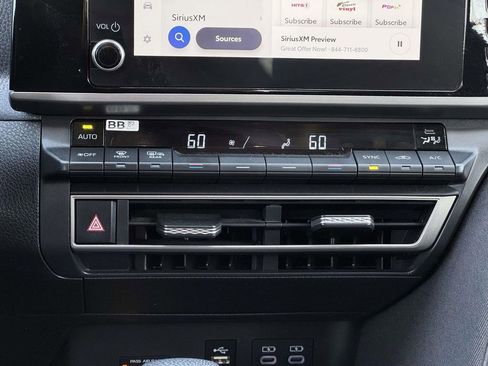 Certified 2025 Toyota Camry LE image 5