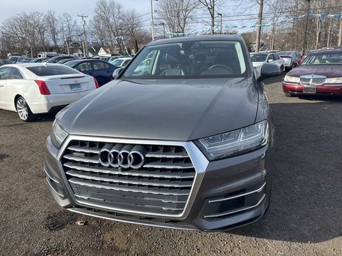 Used 2019 Audi Q7 2.0T Premium Plus image 3