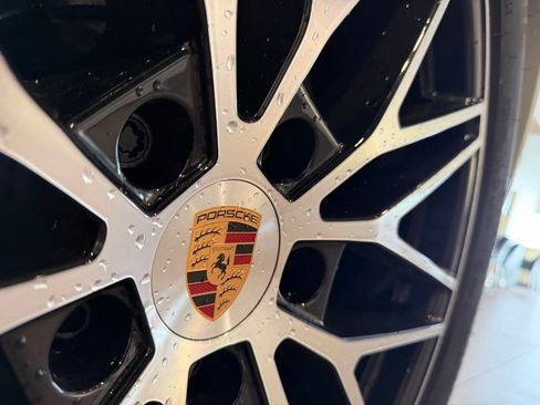 Used 2026 Porsche Cayenne Coupe AWD/4WD image 43