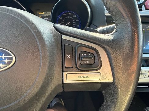 Used 2017 Subaru Outback 2.5i Limited AWD/4WD image 22