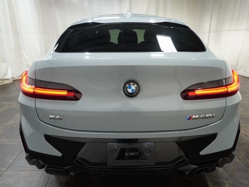 Used 2024 BMW X4 M40i w/ Premium Package image 4