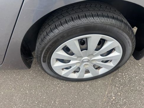Used 2016 Nissan Sentra SV FWD image 14