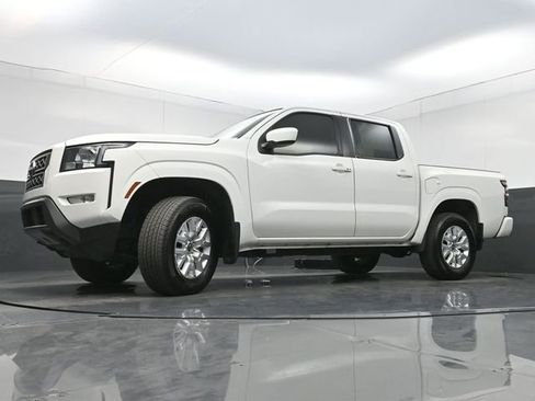Used 2024 Nissan Frontier SV w/ SV Convenience Package AWD/4WD image 29