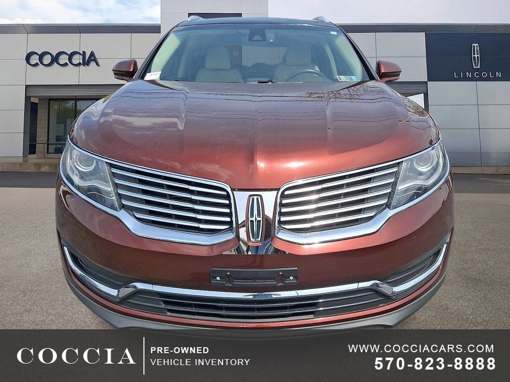 Used 2016 Lincoln MKX Reserve w/ Climate Package AWD/4WD image 2