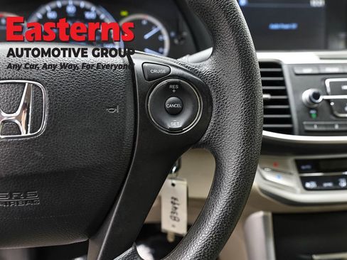 Used 2015 Honda Accord LX image 16