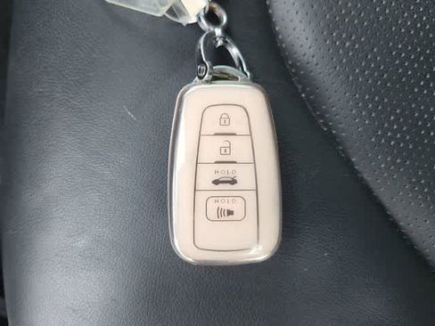 Used 2023 Toyota Camry XSE image 20