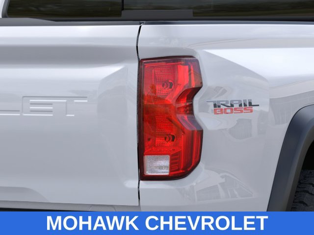 New 2026 Chevrolet Colorado Trail Boss AWD/4WD image 11